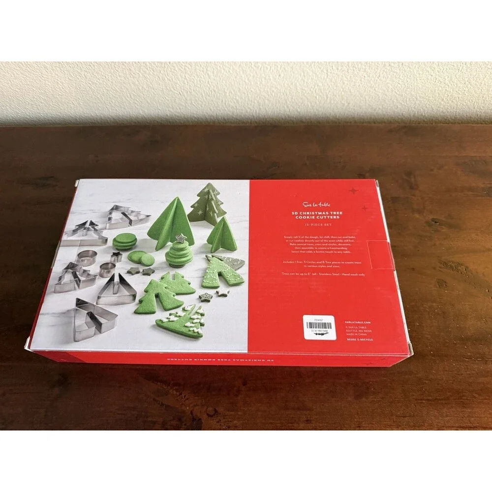 Sur La Table 3D Christmas Tree Cookie Cutters 12-Piece Set New In Box- Open Box